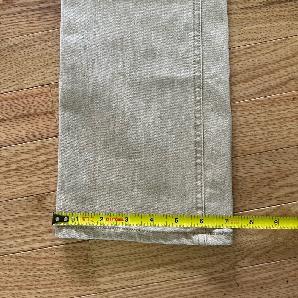 Like new women’s beige/Tan Boot Cut Jeans Size 4 - Picture 5 of 16